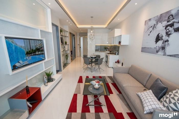 Các căn hộ tại quận 7 được thiết kế hiện đại, sang trọng với không gian sống đầy đủ tiện nghi và sinh động, mang lại cho cư dân cảm giác thoải mái, dễ chịu.
