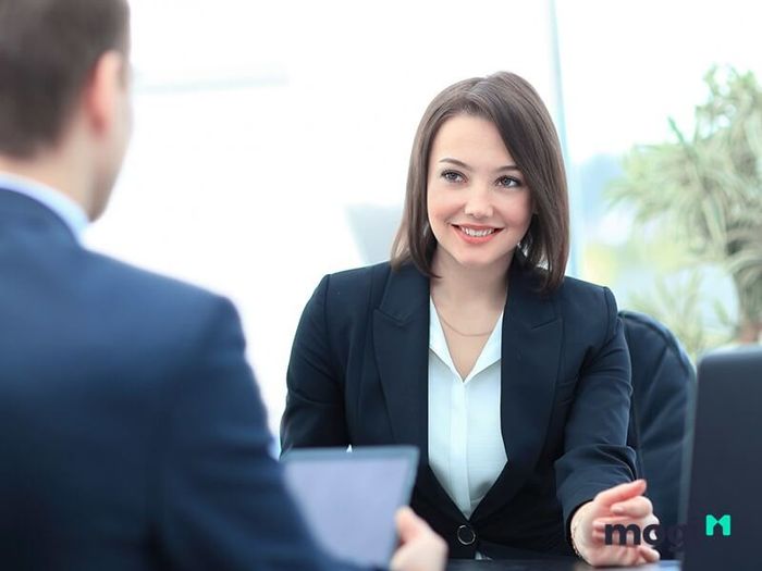 Việc xây dựng hình ảnh chuyên nghiệp và chỉn chu sẽ tạo điều kiện thuận lợi hơn khi bạn hành nghề môi giới bất động sản.