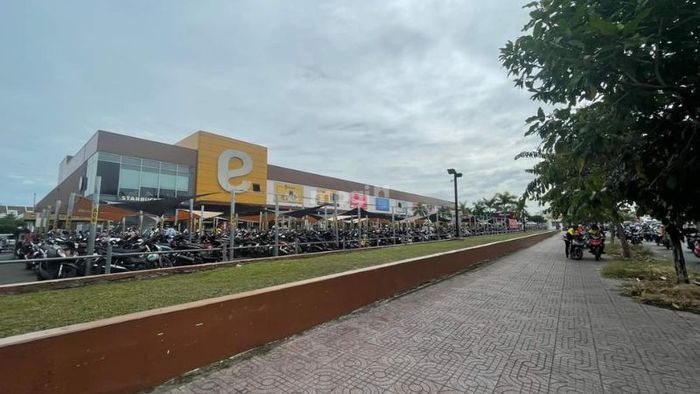 Emart Phan Văn Trị