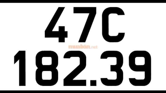 Biển số xe màu trắng là loại biển phổ biến được cấp cho cá nhân, tổ chức