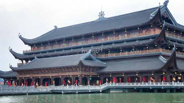 Tổng quan về chùa Tam Chúc