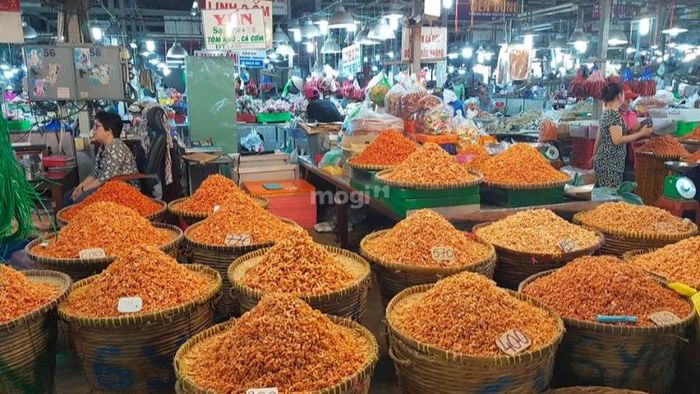 Chợ khô – Nhà lồng K