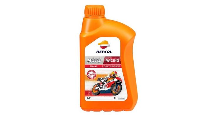 Top 6 loại dầu nhớt xe máy số được yêu thích nhất hiện nay