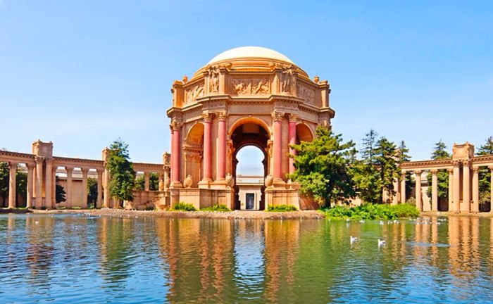 The Palace of Fine Arts is an iconic San Francisco landmark, famous for its striking architecture and picturesque setting.