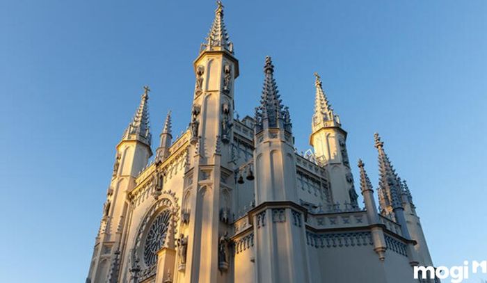 Đặc điểm nổi bật của kiến trúc Gothic