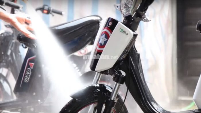 Xe điện có thể rửa được không? Cách rửa xe và tần suất phù hợp