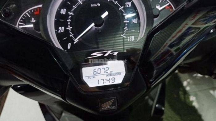 2. Hướng dẫn tắt đèn Oil Change trên xe SH Việt Nam đời trước 2019