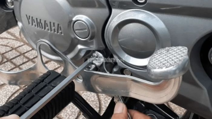 Những dấu hiệu cần chỉnh côn xe máy