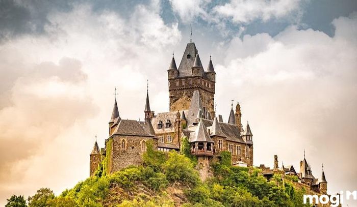 Công trình kiến trúc Gothic trên thế giới