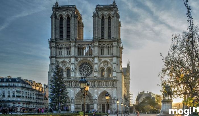 Công trình kiến trúc Gothic trên thế giới
