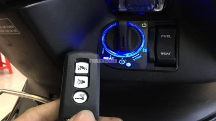 Tìm hiểu chi tiết cách sử dụng khóa xe Air Blade Smartkey năm 2024