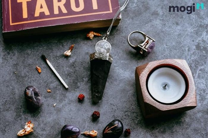 Bài tập đá tarot