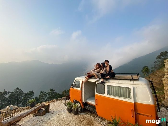 Tổ hợp Du lịch Lala Land hứa hẹn mang lại cho du khách một trải nghiệm tuyệt vời với không gian thơ mộng và những cảnh quan tuyệt đẹp, là nơi lý tưởng để check-in và chụp ảnh.