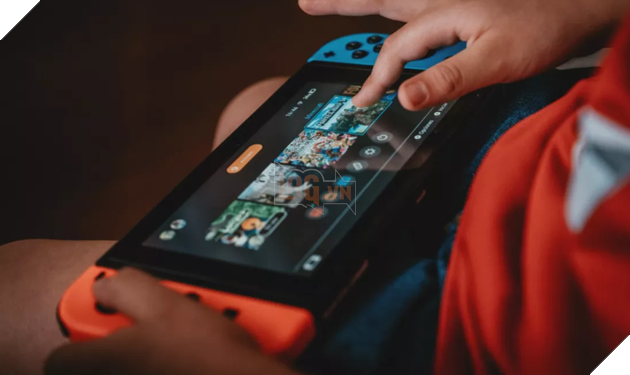 Nintendo: Switch 2 sẽ sớm ra mắt và đi kèm tính năng tương thích ngược.