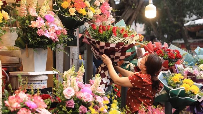 Mẫu content 20/11 khuyến mãi cho cửa hàng hoa