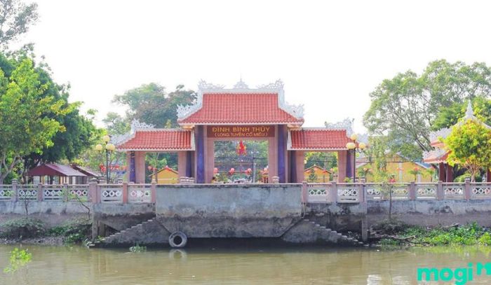 Kiến trúc của Đình Bình Thủy thật sự rất ấn tượng và độc đáo