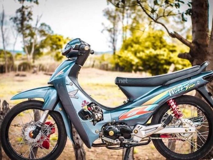 Xe Wave 50cc độ màu xanh nhẹ nhàng và tinh tế