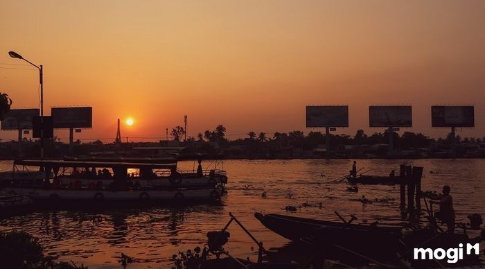 chợ nổi Phong Điền