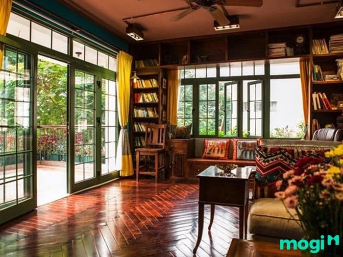 Cửa sổ phải có kích thước nhỏ hơn cửa chính để đảm bảo phong thủy tốt.