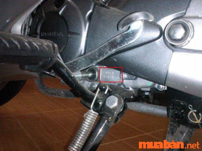 Cà số khung và số máy