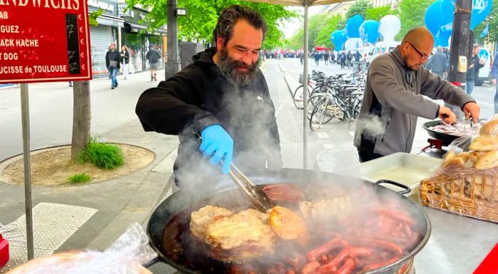 David Joncalves, the stall owner, has been selling merguez for 15 years.