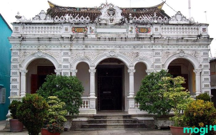 Địa điểm du lịch Đồng Tháp - Khám phá ngôi nhà cổ Huỳnh Thủy Lê