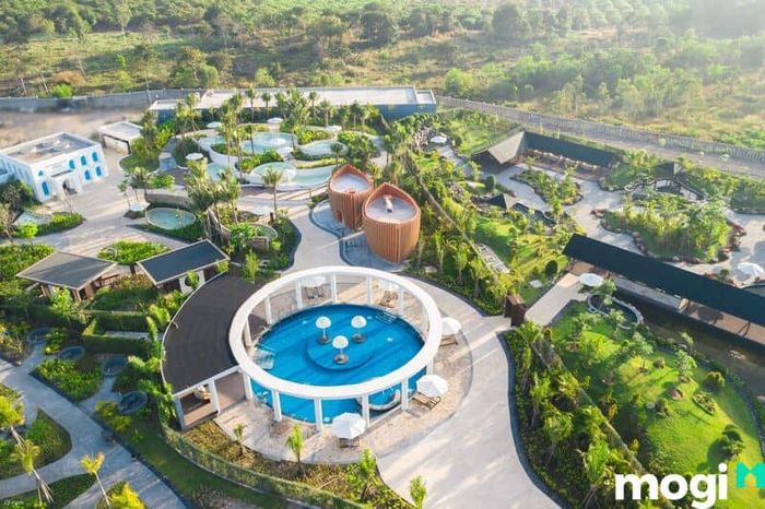 Suối Nước Nóng Bình Châu