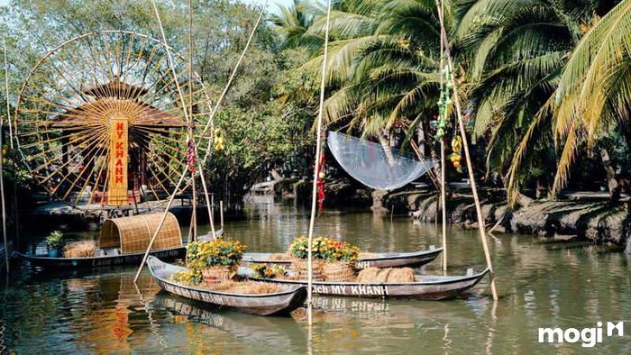 chợ nổi Phong Điền