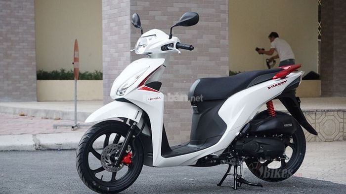 Tiếng kêu rè rè của xe Vision