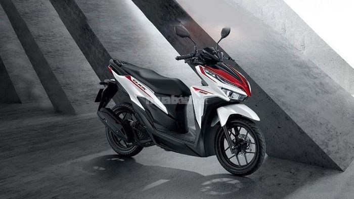 Các phiên bản của xe Click Thái