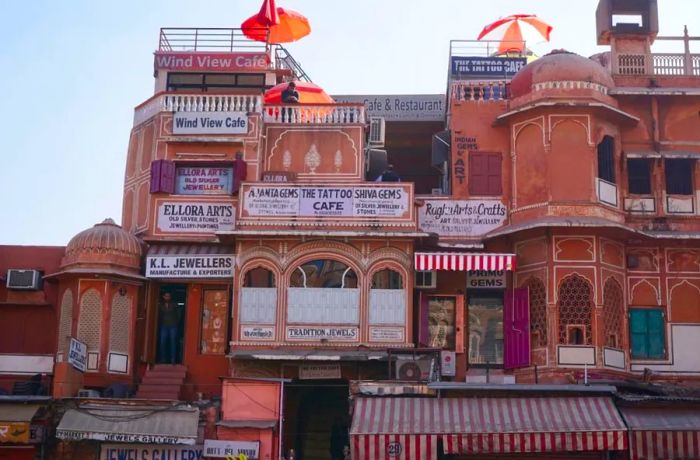 Before the Prince of Wales visited in 1876, Prince Jai Singh had the entire city painted a terracotta pink.