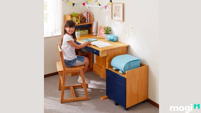 Cách bố trí bàn học hợp lý và hiệu quả