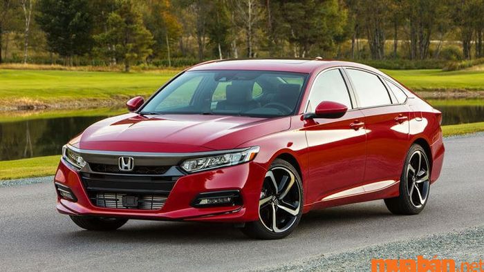 Honda Accord là mẫu xe sedan hạng D nổi bật