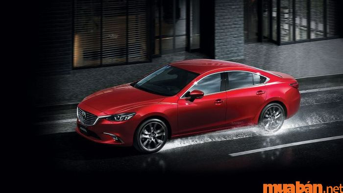 Khám phá top 11 mẫu xe sedan hạng D hàng đầu tại Việt Nam