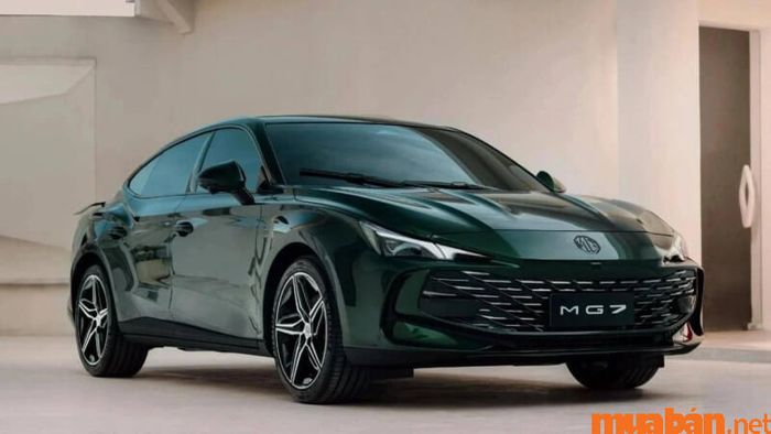 Xe sedan hạng D thường có giá bán cao hơn so với các phân khúc xe sedan khác.