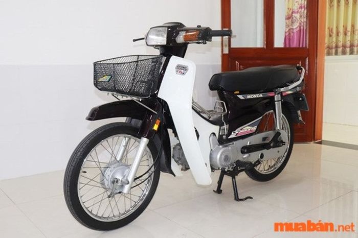Dung tích bình xăng của xe Dream