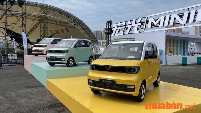 Bảng giá xe điện Wuling và các lựa chọn màu sắc của Wuling HongGuang Mini EV.