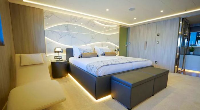 The upgraded ship transitioned from offering 18 individual cabins to 11 cabins designed for groups of up to 22 people.