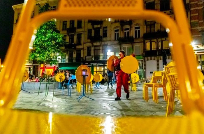 On October 7, the terrace of a bar in the Parvis de Saint-Gilles area of Brussels was closed.