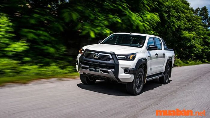 Xe bán tải Hilux
