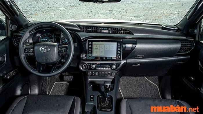Hilux bán tải