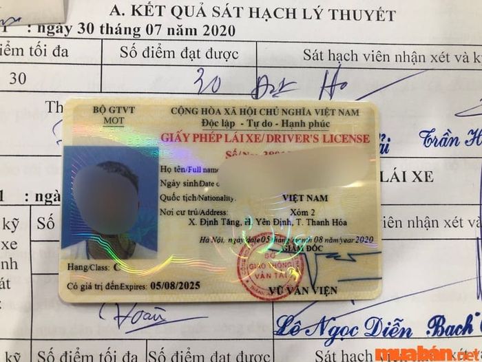 Bằng lái xe C là gì? Với bằng C, người lái xe có thể điều khiển những phương tiện nào?