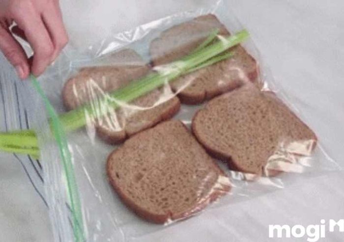 Phương pháp bảo quản bánh mì bằng rau cần tây