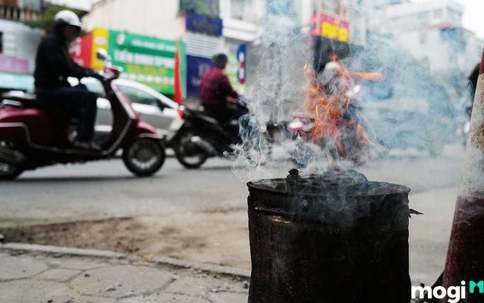 Dấu hiệu ô nhiễm không khí do đốt than tổ ong, củi gây ra