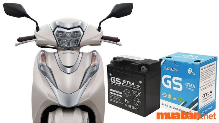 Vị trí của bình ắc quy xe Lead là ở đâu?
