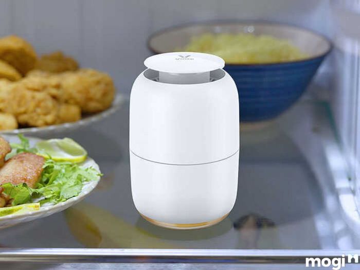 Sử dụng máy khử mùi để làm sạch không khí trong tủ lạnh