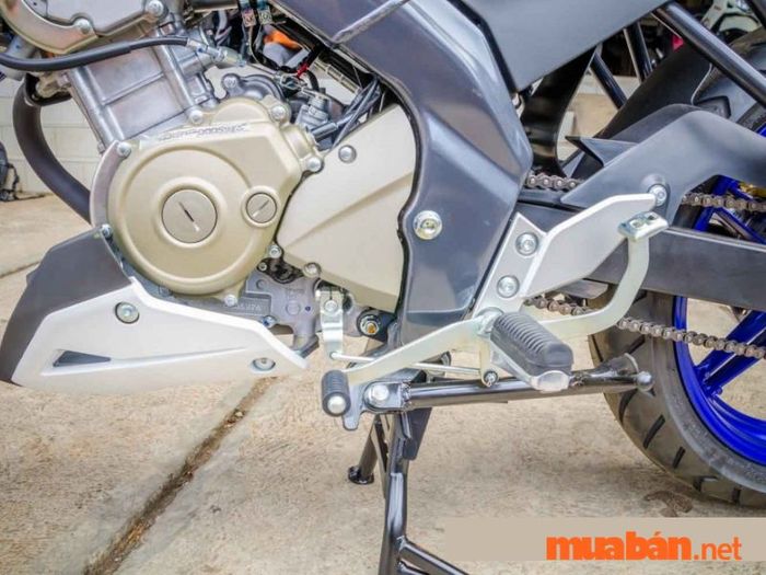 Đánh giá FZ150i