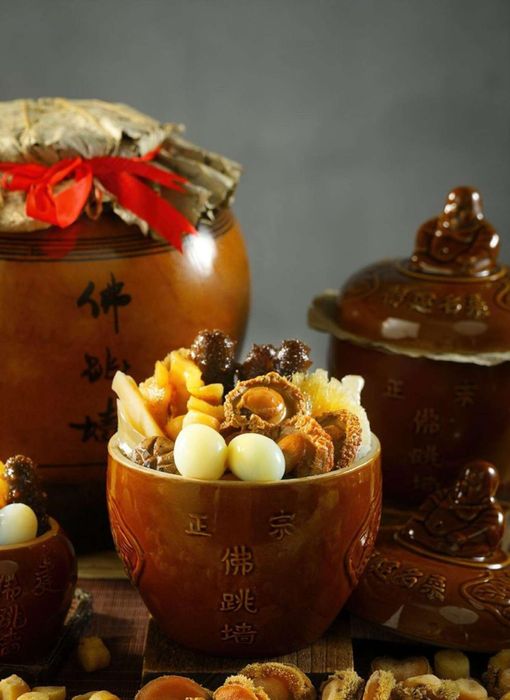 Món Phật nhảy tường