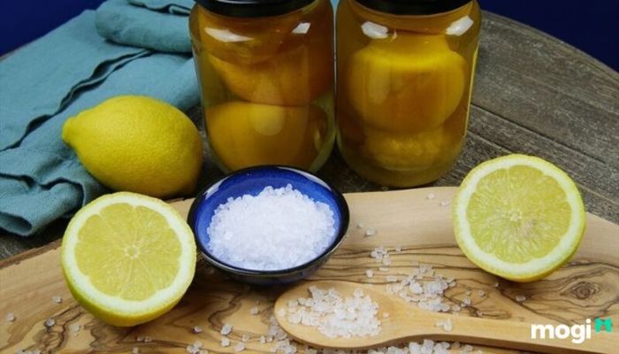 Phương pháp tẩy đồng oxy hoá bằng chanh và muối