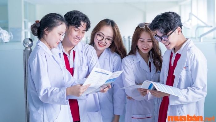Bác sĩ phẫu thuật cần học ngành nào?